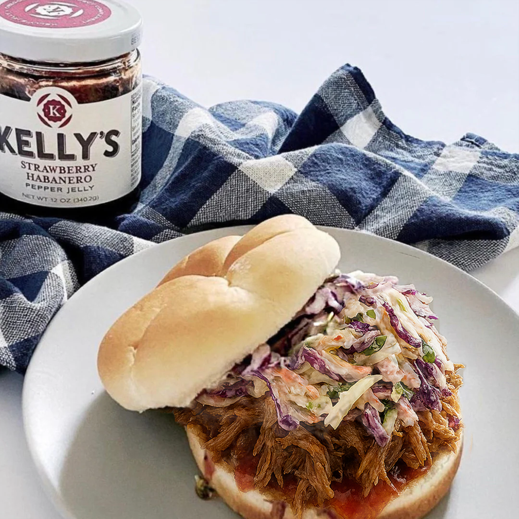 PULLED PORK SANDWICH